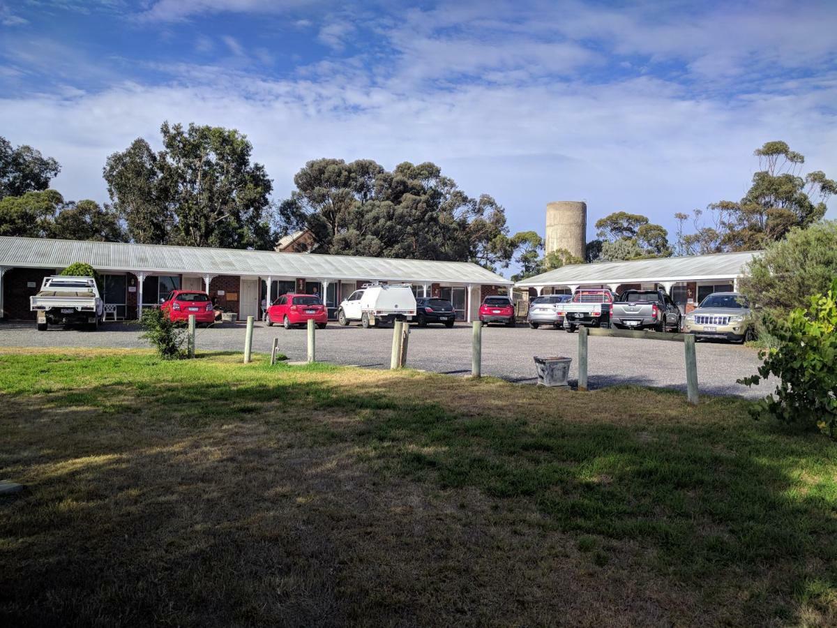 Travellers Inn Kaniva Extérieur photo