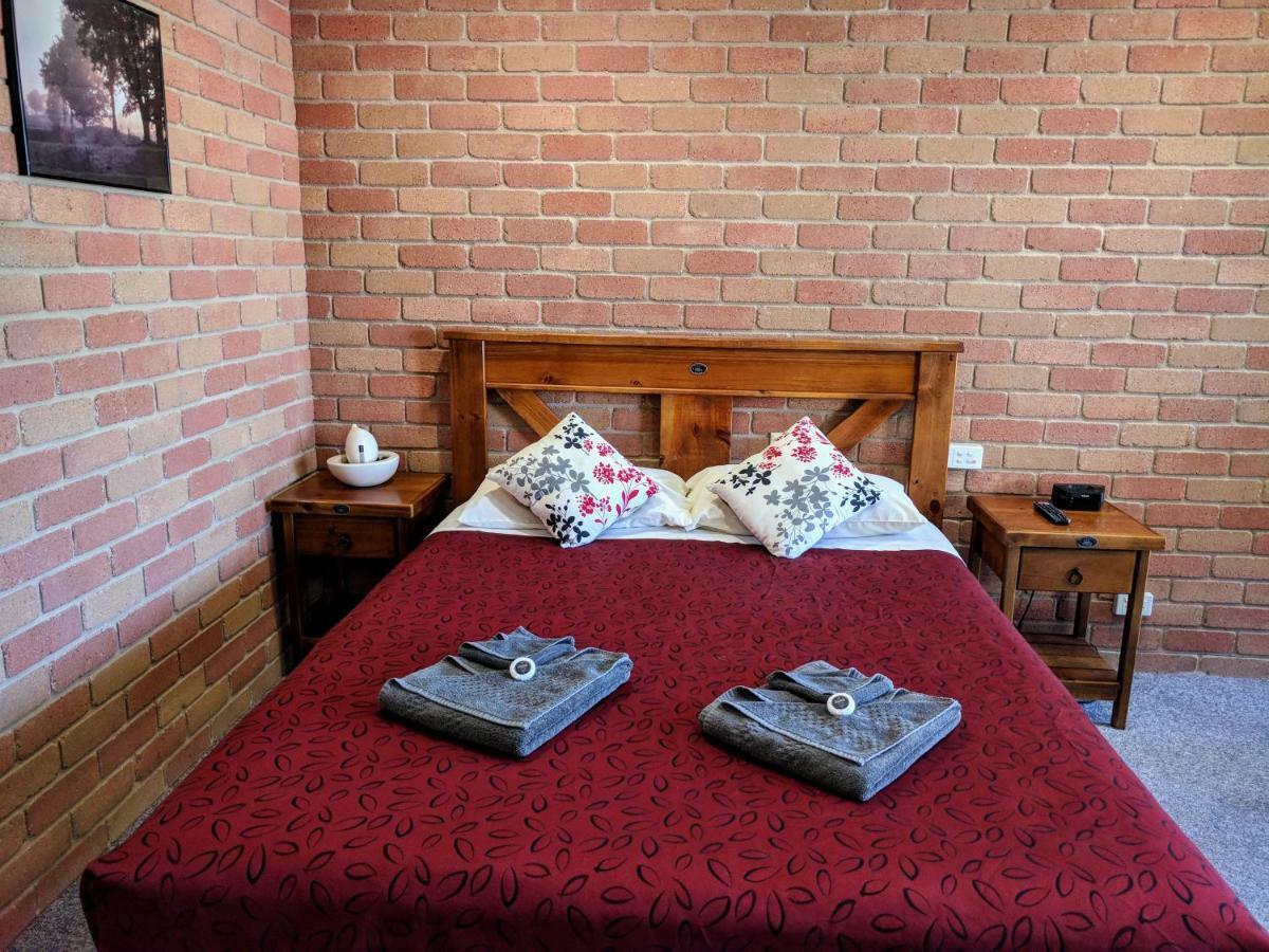 Travellers Inn Kaniva Extérieur photo
