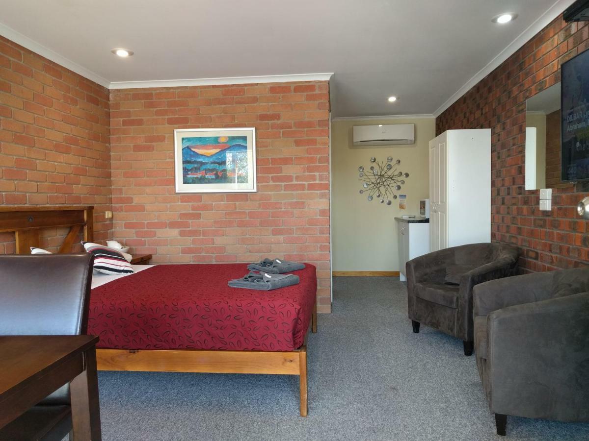 Travellers Inn Kaniva Extérieur photo