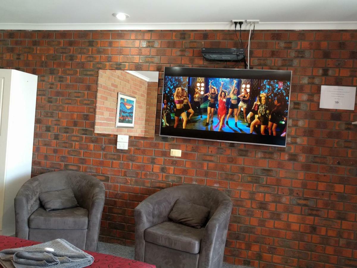 Travellers Inn Kaniva Extérieur photo