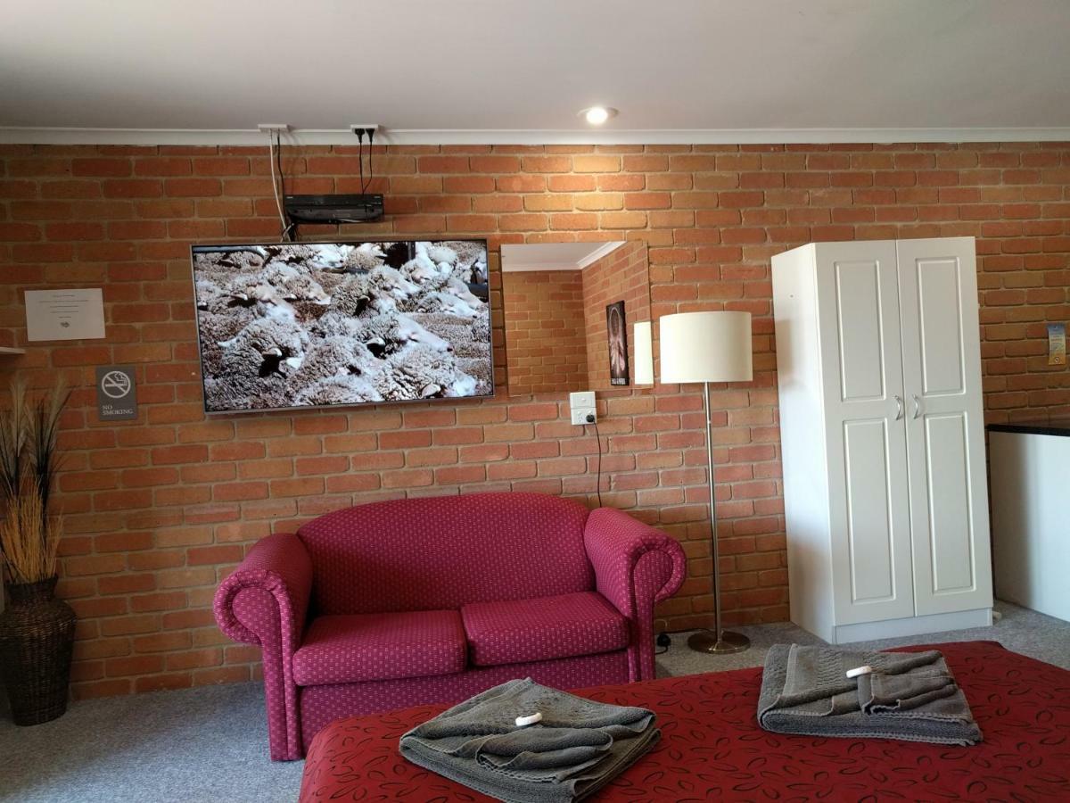 Travellers Inn Kaniva Extérieur photo