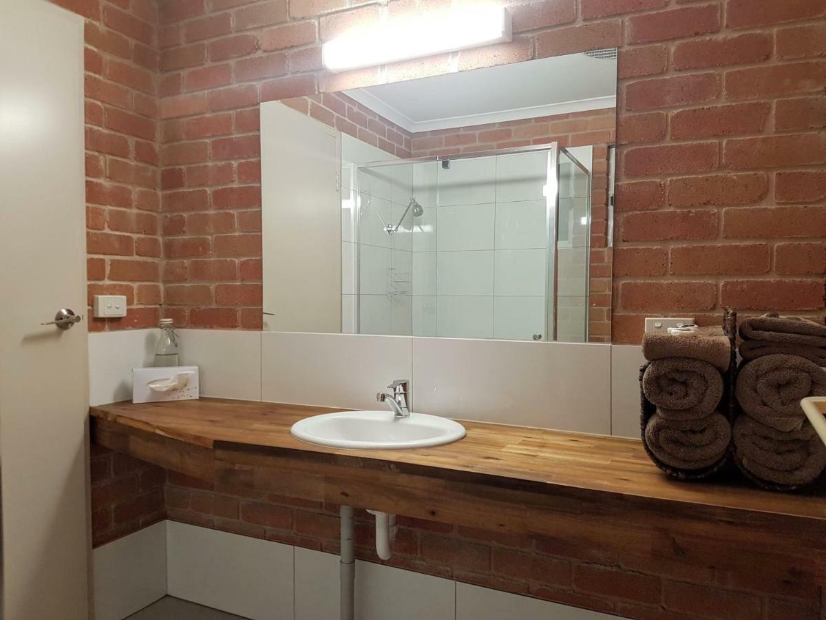 Travellers Inn Kaniva Extérieur photo