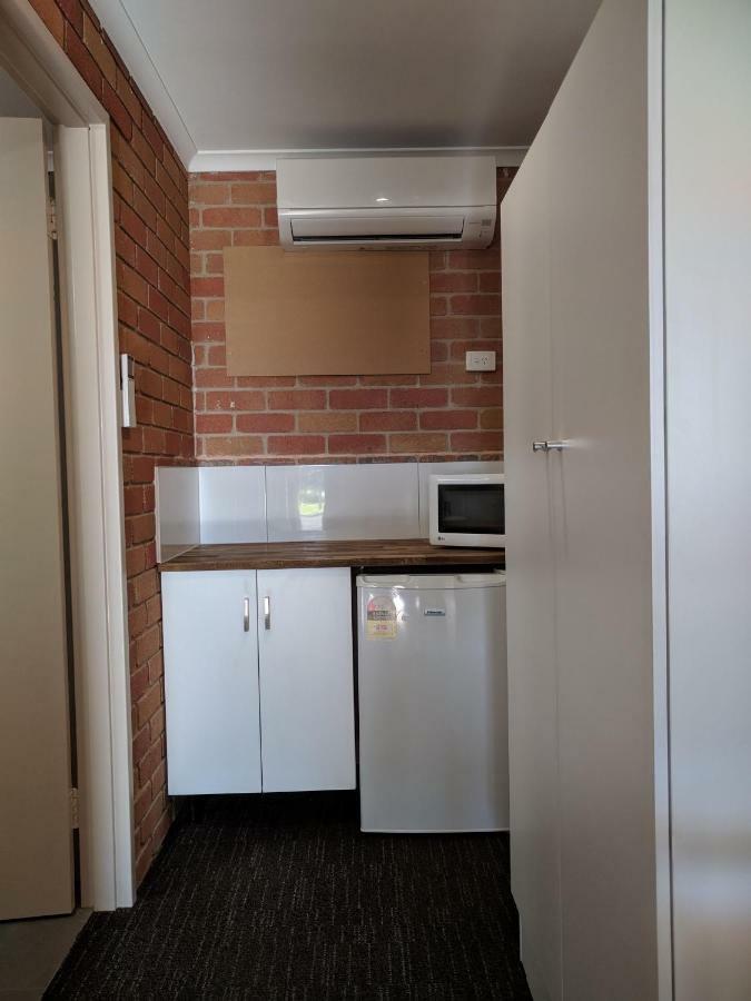 Travellers Inn Kaniva Extérieur photo
