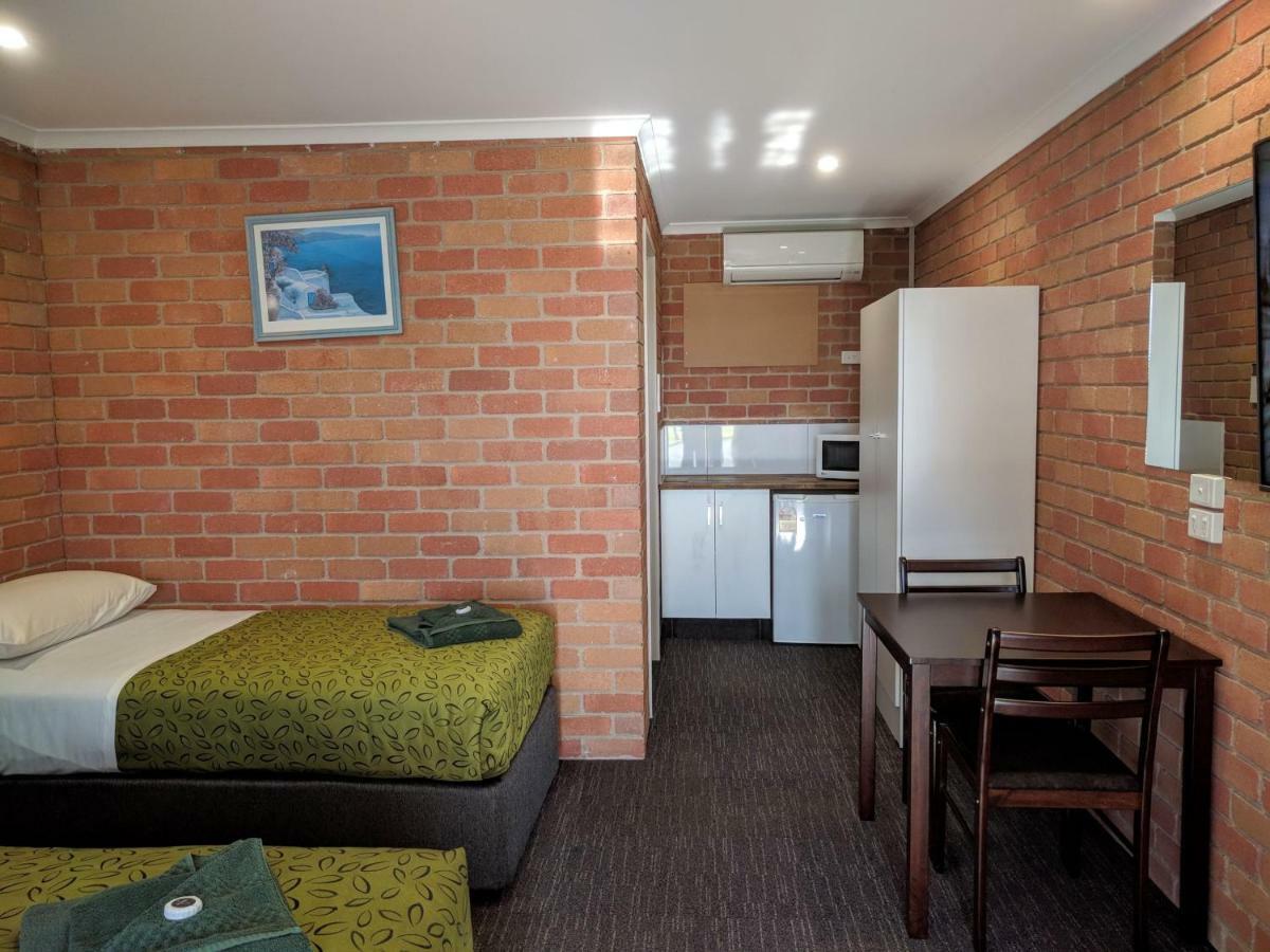 Travellers Inn Kaniva Extérieur photo