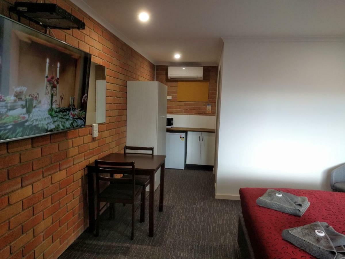 Travellers Inn Kaniva Extérieur photo
